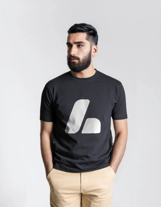 Lenor Minimal White L Logo T-Shirt